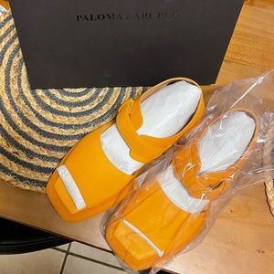 Paloma Barcelo Monochrome Sandals